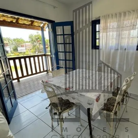 Rent this 2 bed house on Avenida da Praia in Toninhas, Ubatuba - SP