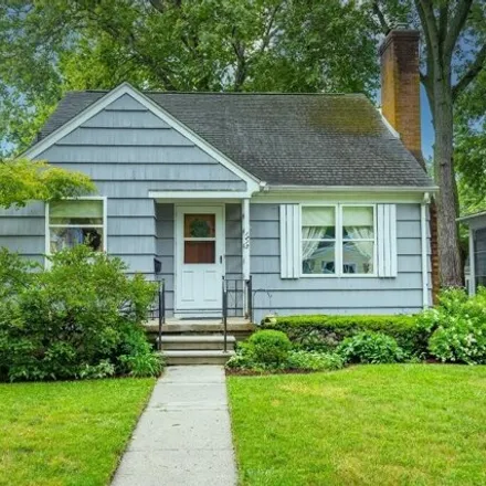 Buy this 3 bed house on 1215 Grant St in Ypsilanti, Michigan