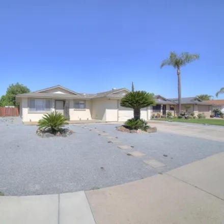 Buy this 3 bed house on 479 Sunset Street in Kingsburg, CA 93631