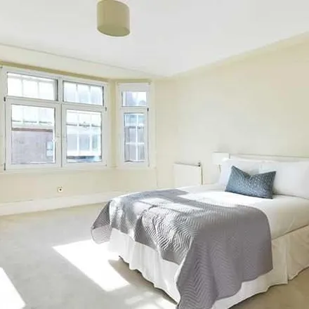 Image 3 - Coach House, 150 Park Road, London, NW8 7JS, United Kingdom - Apartment for rent