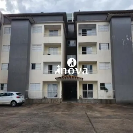 Buy this 3 bed apartment on Rua Vinícius de Moraos in Setor Universitário, Uberaba - MG