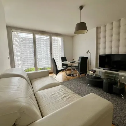 Image 4 - 1 Rue Nocard, 75015 Paris, France - Apartment for rent