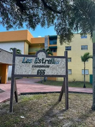 Rent this 1 bed condo on 606 West 81st Street in Hialeah, FL 33014