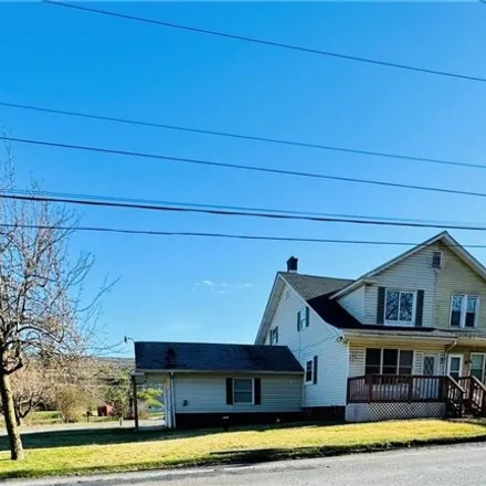 Buy this 4 bed house on 3853 Fireline Road in Aquashicola, Lower Towamensing Township
