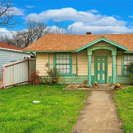 Buy this 2 bed house on 2214 South Ewing Avenue in Dallas, TX 75216