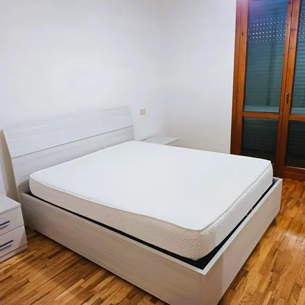 Rent this 1 bed apartment on Chiesa di San Giovanni Battista in Piazza Vittorio Emanuele II, 45021 Badia Polesine RO