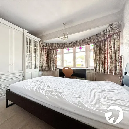 Rent this 1 bed room on Okehampton Crescent in London, DA16 1DA