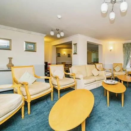 Image 7 - The Plough, Oyster Lane, Byfleet, KT14 7HP, United Kingdom - Apartment for sale