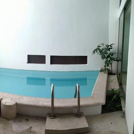 Rent this 3 bed house on Avenida Flamboyanes in 24100 Ciudad del Carmen, CAM