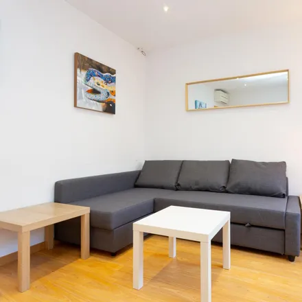 Image 4 - Carrer de Muntaner, 496, 08001 Barcelona, Spain - Apartment for rent