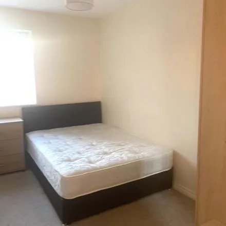 Image 3 - Hollins Court, Kenneth Close, Knowsley, L34 5NG, United Kingdom - Apartment for rent