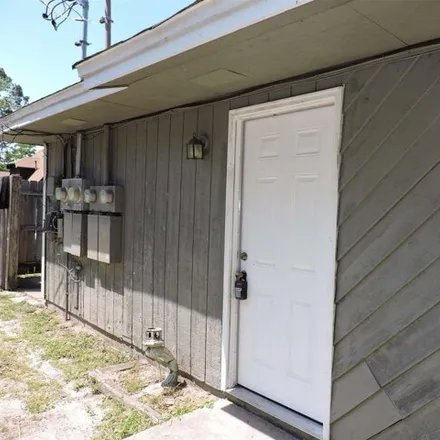 Rent this 2 bed house on 264 North Crow Road in Escambia County, FL 32506