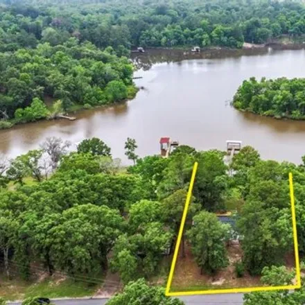 Buy this 4 bed house on 23 Shoreline Drive in San Jacinto County, TX 77320