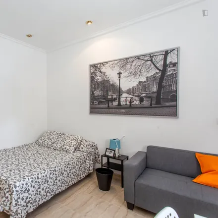Image 4 - Carrer de Molinell, 46010 Valencia, Spain - Room for rent