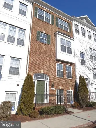Image 1 - 4067 Columbia Pike, Westmont, Arlington, VA 22204, USA - Townhouse for rent