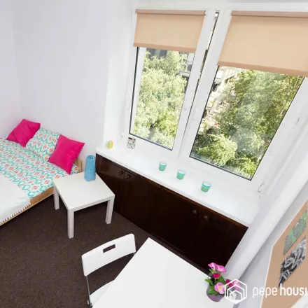 Rent this 2 bed room on Ogrodowa 11 in 00-893 Warsaw, Poland