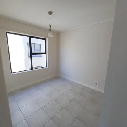 Image 6 - Shanghai Way, Cape Town Ward 100, Western Cape, 7150, South Africa - Apartment for rent
