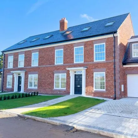 Buy this 5 bed duplex on Sibbersfield Lane in Crewe by Farndon, CH3 6NN