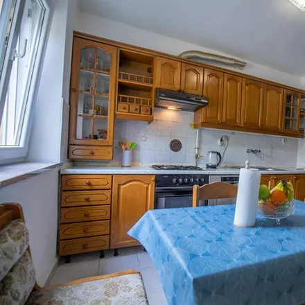 Image 4 - Besenghijeva ulica, 52102 Grad Pula, Croatia - Apartment for sale