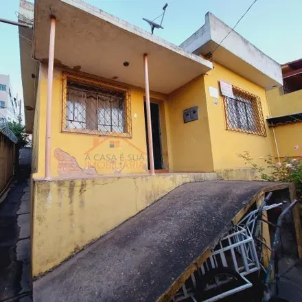 Buy this 3 bed house on Rua Acácias in Eldorado, Contagem - MG
