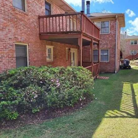 Buy this 1 bed condo on 303 South Meridian Street in Tallahassee, FL 32301