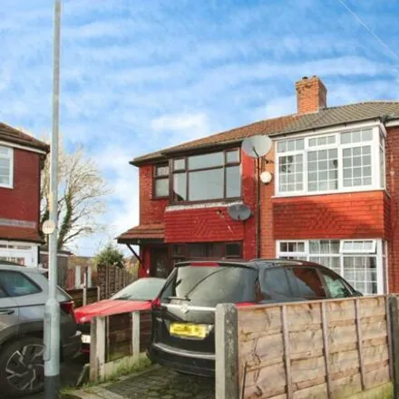 Buy this 3 bed duplex on Fowler Avenue in Manchester, M18 8TJ