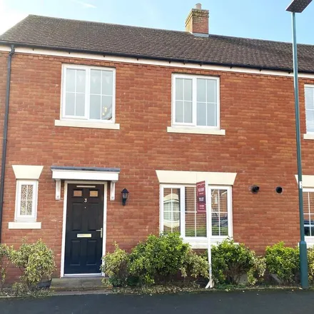 Rent this 4 bed duplex on Cavell Drive in Shrewsbury, SY3 8GD