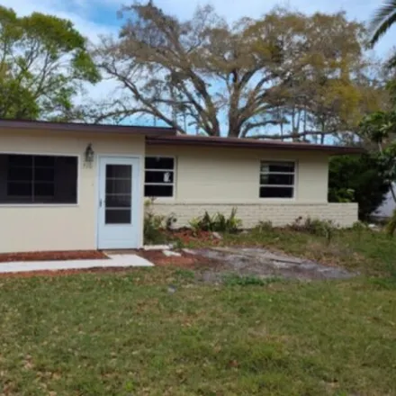 Buy this 4 bed house on 510 Brook Circle in South Daytona, FL 32119