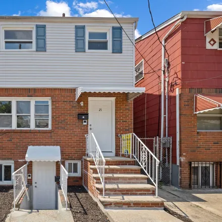 Buy this 4 bed duplex on 11 Freedom Place in Jersey City, NJ 07305