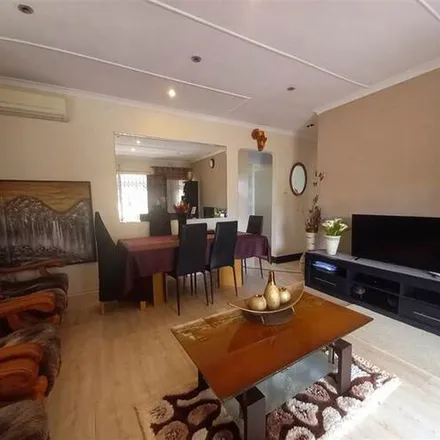 Rent this 3 bed apartment on Matheran Road in Avoca, Durban North