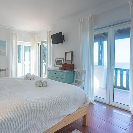 Rent this 5 bed house on 2705-334 Distrito da Guarda