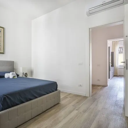 Rent this 2 bed apartment on Florence