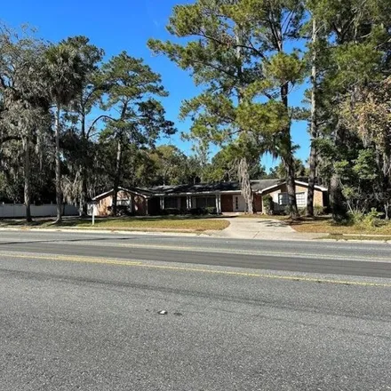 Rent this 4 bed house on 1358 Southeast 17th Street in Ocala, FL 34471