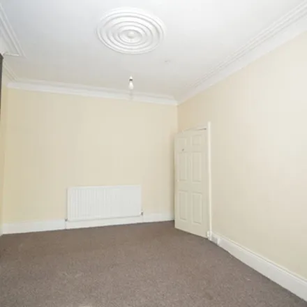 Image 3 - Eastbourne Avenue, Gateshead, NE8 4NE, United Kingdom - Apartment for rent