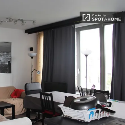 Rent this 2 bed apartment on Avenue de Stalingrad - Stalingradlaan 52 in 1000 Brussels, Belgium