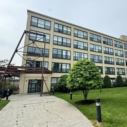 Rent this 1 bed condo on University Park Lofts in Gates Street, South Worcester