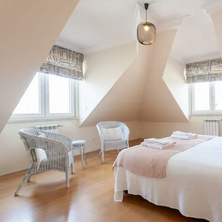 Rent this 2 bed apartment on 1200-243 Distrito da Guarda