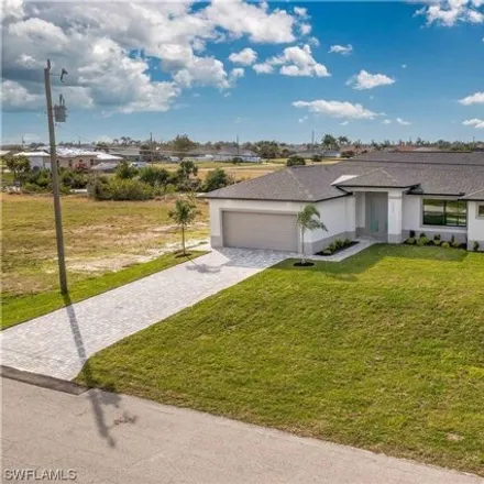 Image 4 - 1332 Northwest 13th Place, Cape Coral, FL 33993, USA - House for sale