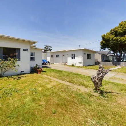 Buy this 4 bed house on 1218 John Hill Rd in California, 95501