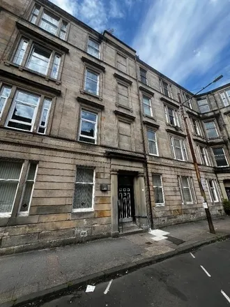 Rent this 2 bed apartment on Willowbank Community Garden in Willowbank Crescent, Glasgow