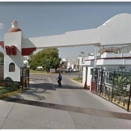 Image 1 - Calle San Pablo 915, Residencial Santa Fe, 36370 San Francisco del Rincón, GUA, Mexico - House for rent