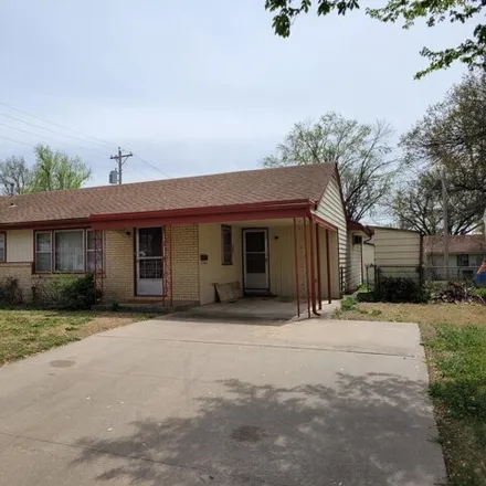 Buy this 3 bed house on Alexander Street in Winfield, KS 67156