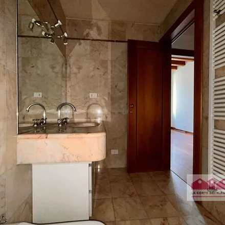 Image 2 - Contra' della Fascina, 18, 36100 Vicenza VI, Italy - Apartment for rent