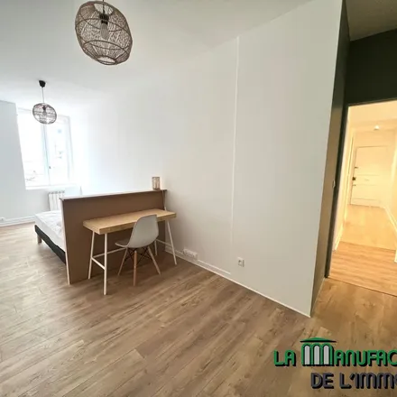 Rent this 5 bed apartment on 3 Place de l'Hôtel de Ville in 42000 Saint-Étienne, France