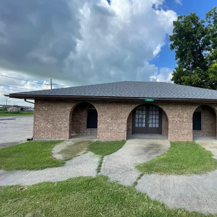 Rent this studio duplex on 1501 Talbot Avenue in Thibodaux, LA 70301