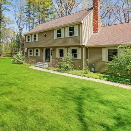Image 3 - 150 High St, Walpole, Massachusetts, 02081 - House for sale