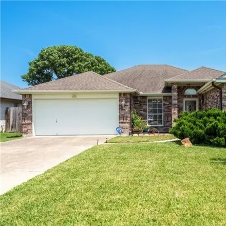 Buy this 3 bed house on 2369 Handlin Drive in Corpus Christi, TX 78418