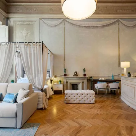 Image 2 - Trattoria Sergio Gozzi, Piazza San Lorenzo, 50123 Florence FI, Italy - Apartment for rent