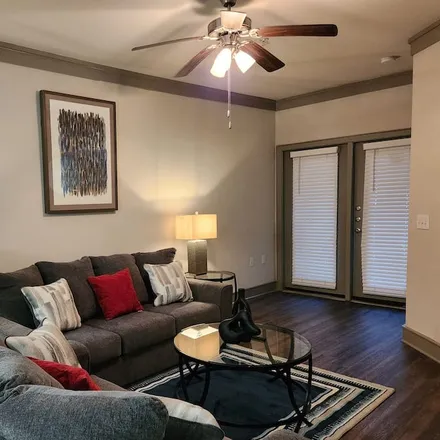 Rent this 1 bed apartment on Frisco