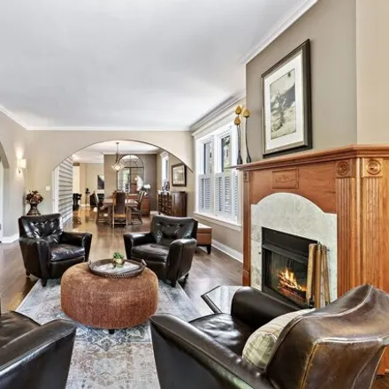 Image 4 - 2959 West Logan Boulevard, Chicago, IL 60647, USA - House for sale